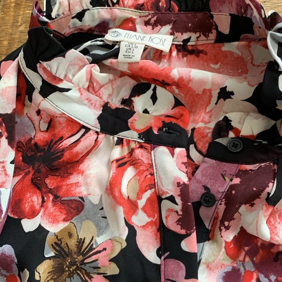 2 Fall blouses - Picture 2 of 5